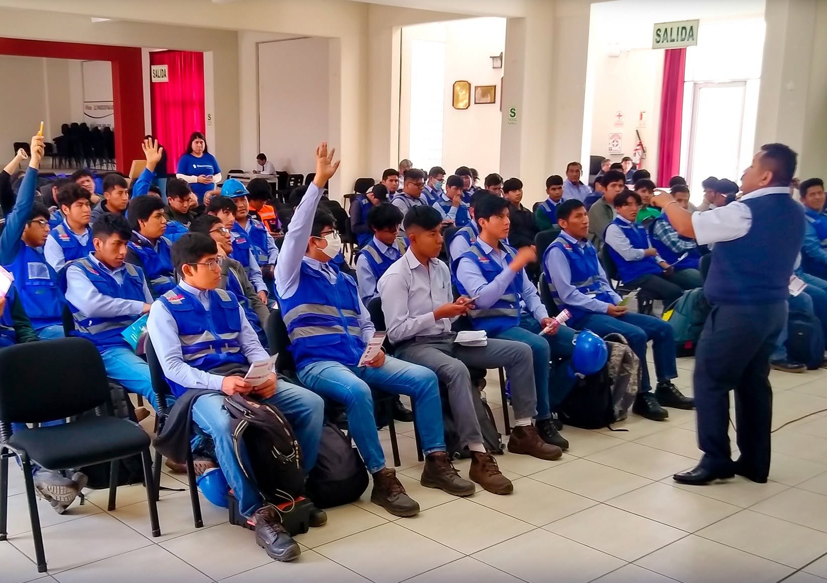 Estudiantes de Mecatrónica ganan concurso regional de innovación